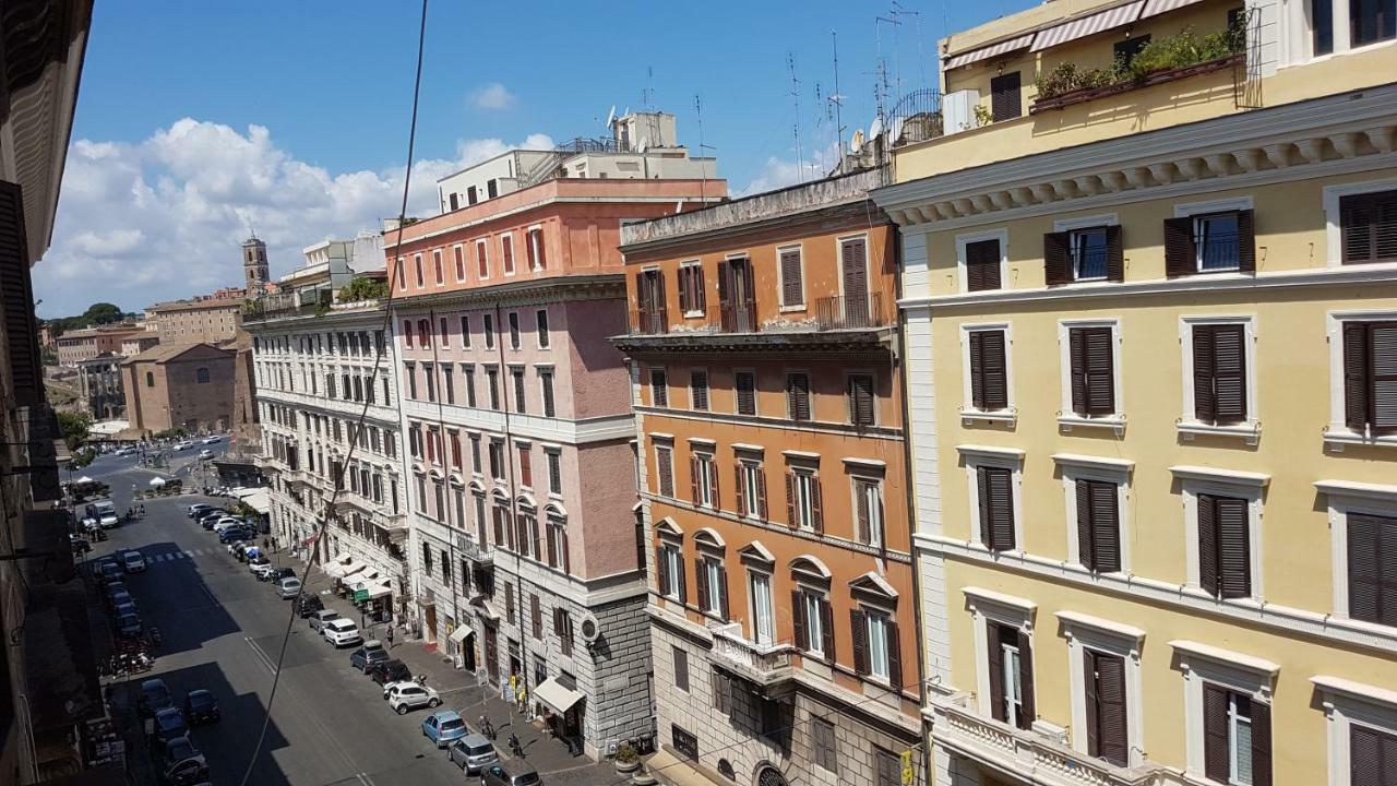 Hotel Domus Ferraro Rom Exterior foto